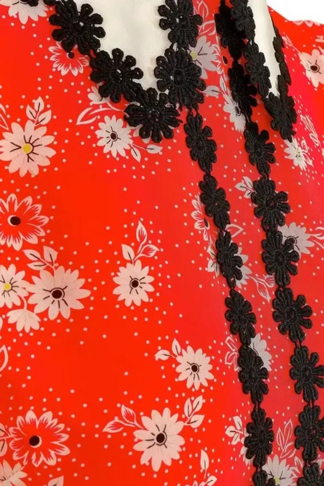 Queens of Archive Mary Daisy Print Mini Dress Red Size UK 10 for rent on The Volte - main image