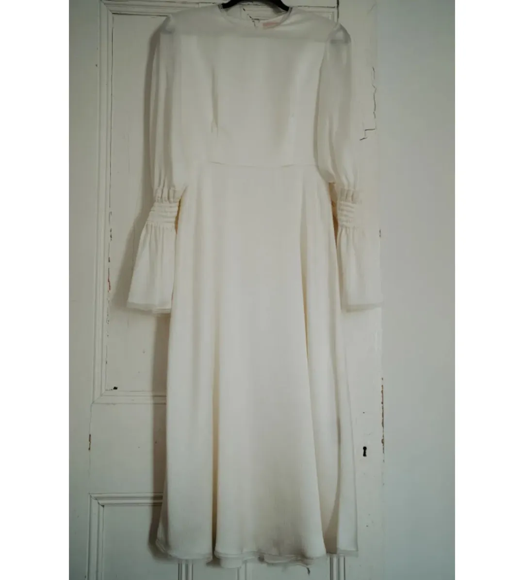 Roksanda Duana Silk Midi Dress White Size 10 for rent on The Volte - main image
